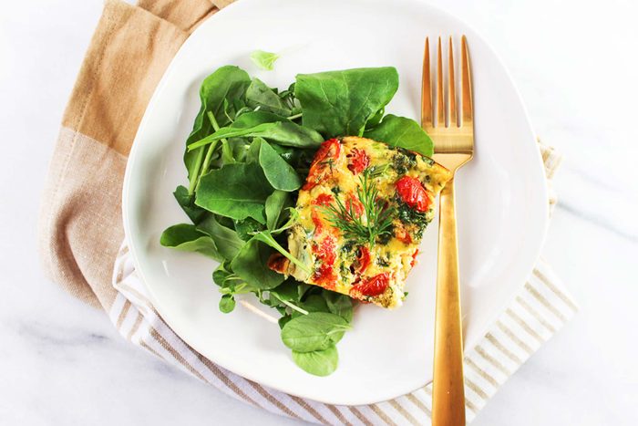 8-Smoked-Salmon-and-Dill-Sheet-Pan-Frittata