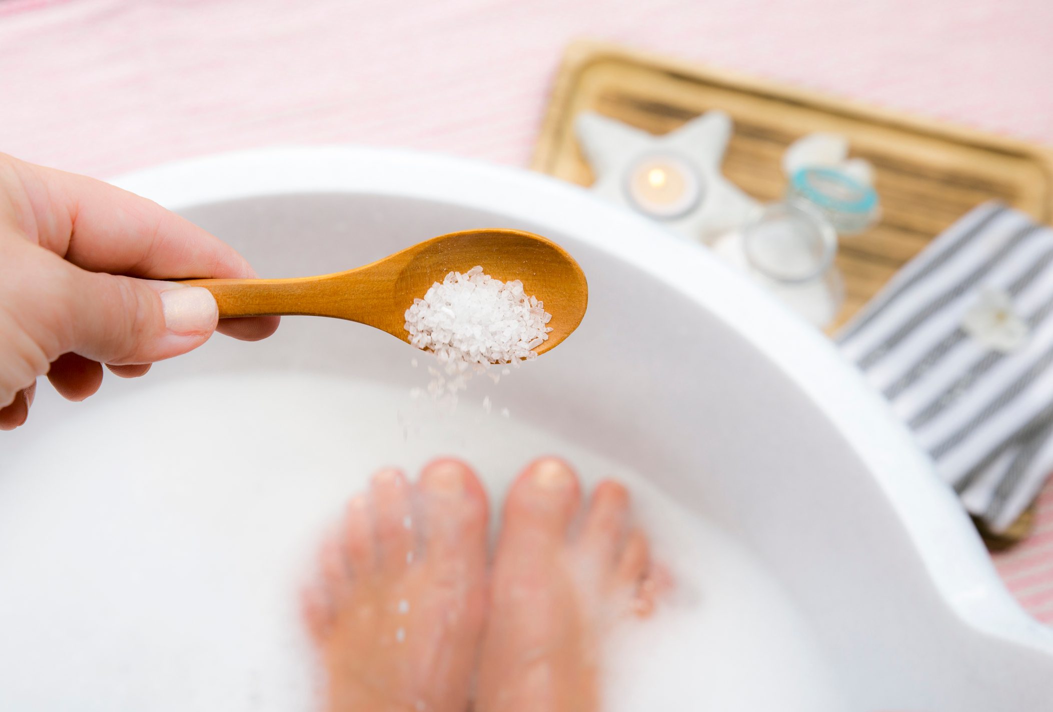 epsom salt foot bath