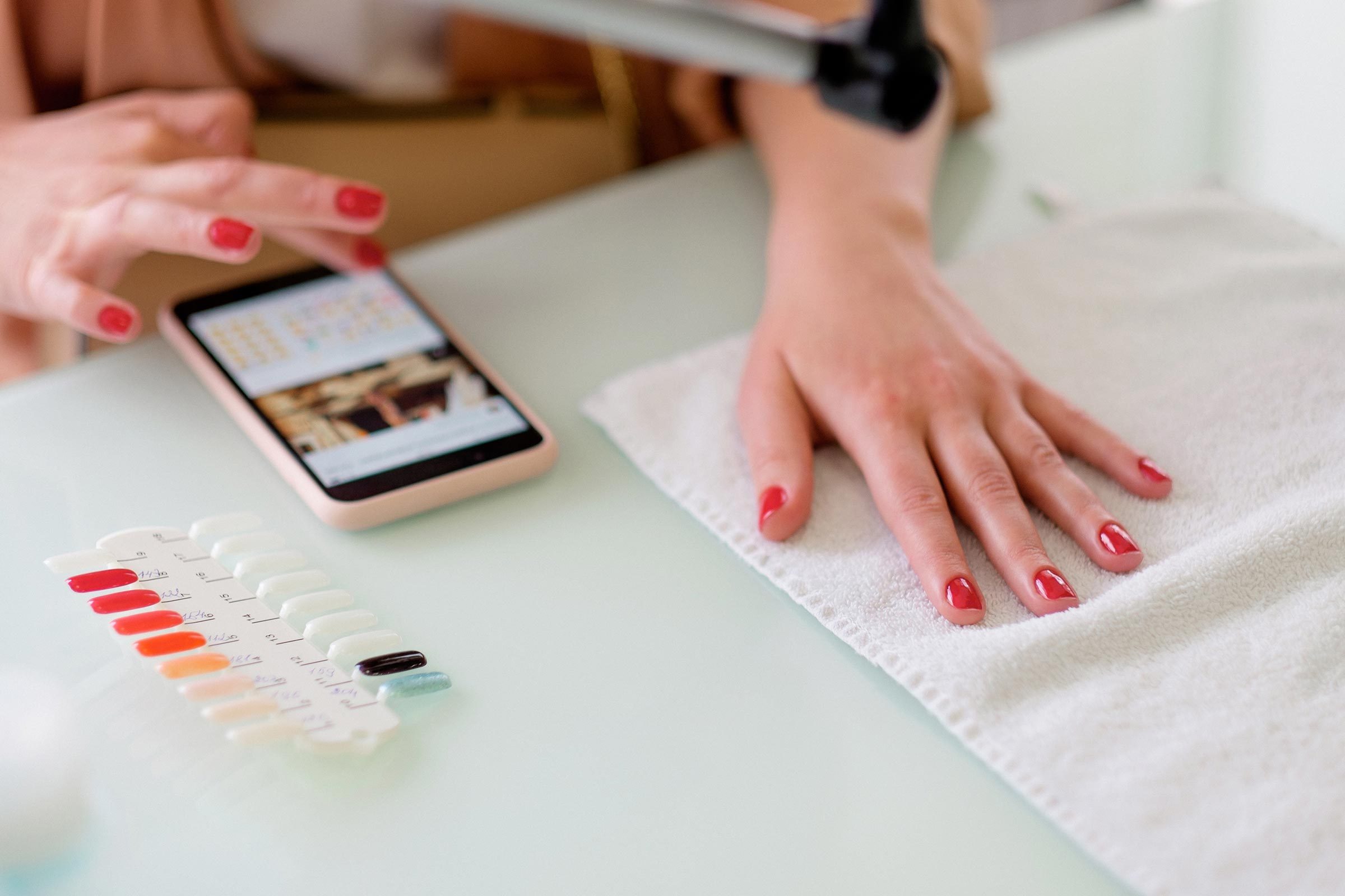 10 Things Dermatologists Refuse to Use on Their Hands