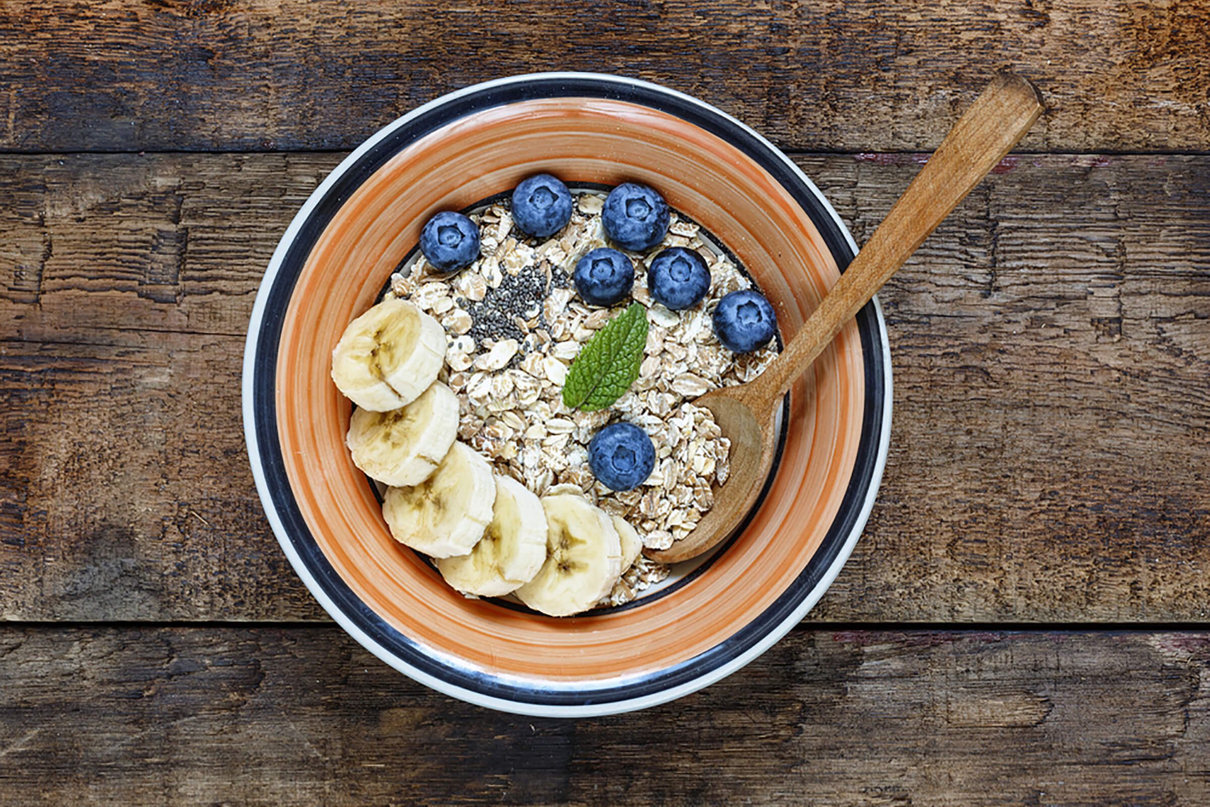 oatmeal granola bananas and blueberries