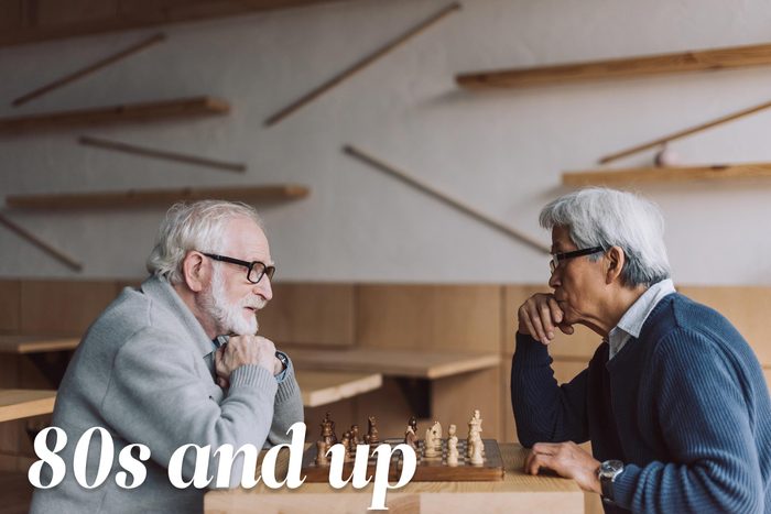 mature men play chess