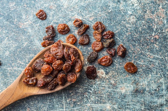 wooden spoon with raisins