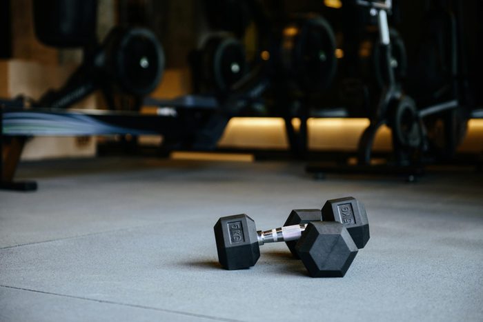 weights strength training brain health