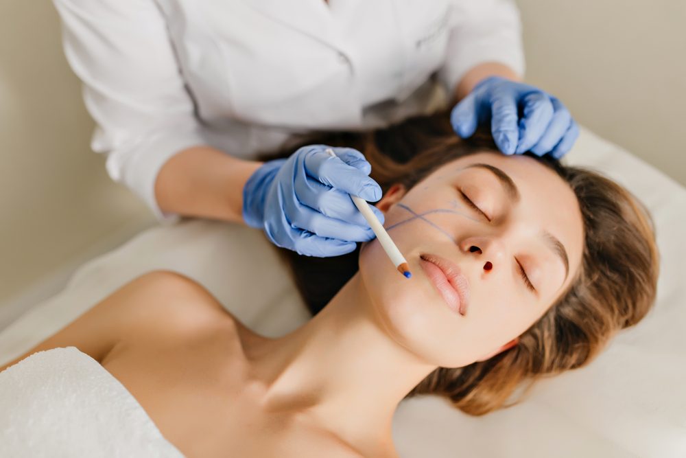 Portrait woman ready for facial injection