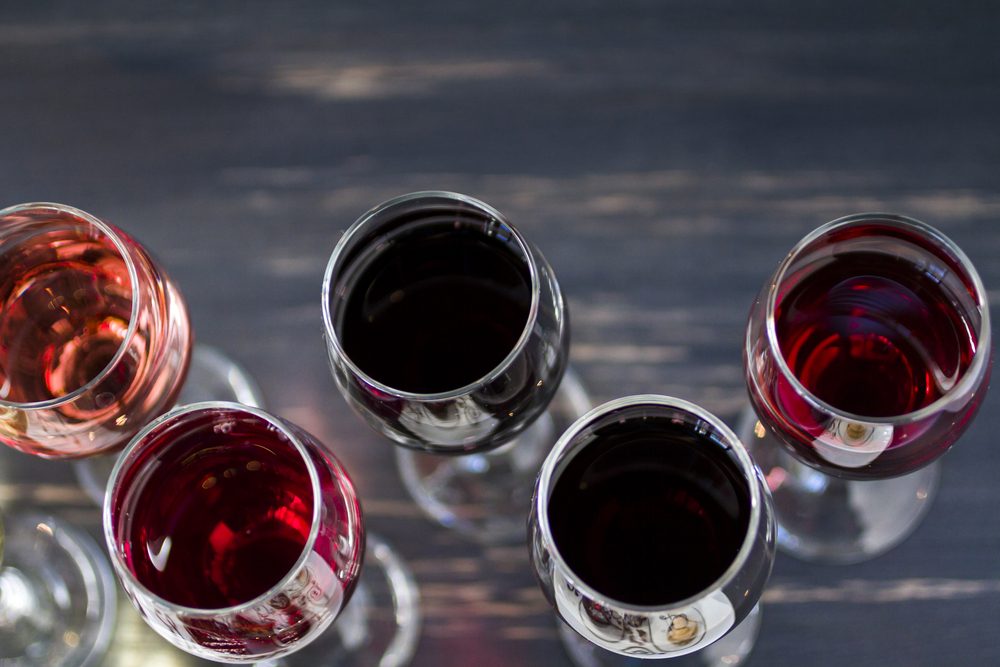 Tasting of wine and pattie chocolate pastries.