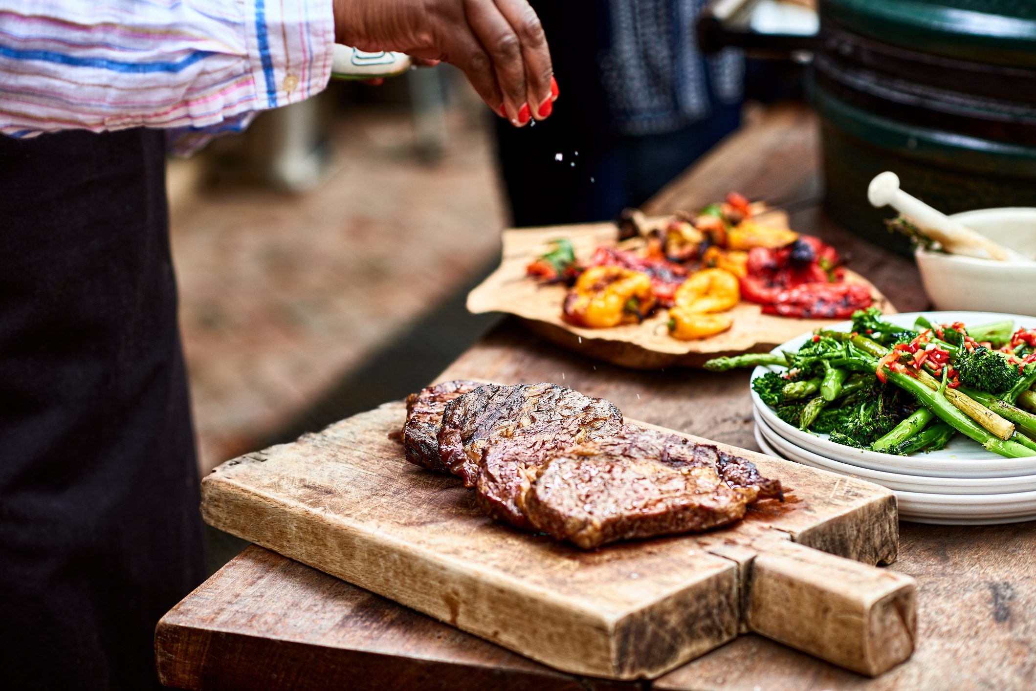 freshly cooked steak ready for dinner