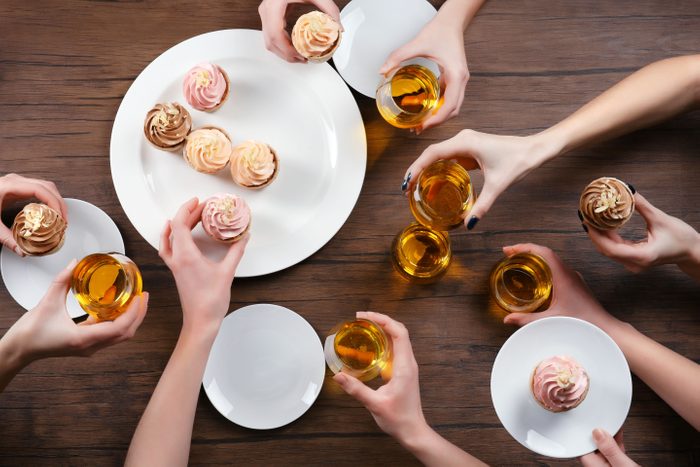 cup cakes dessert wine