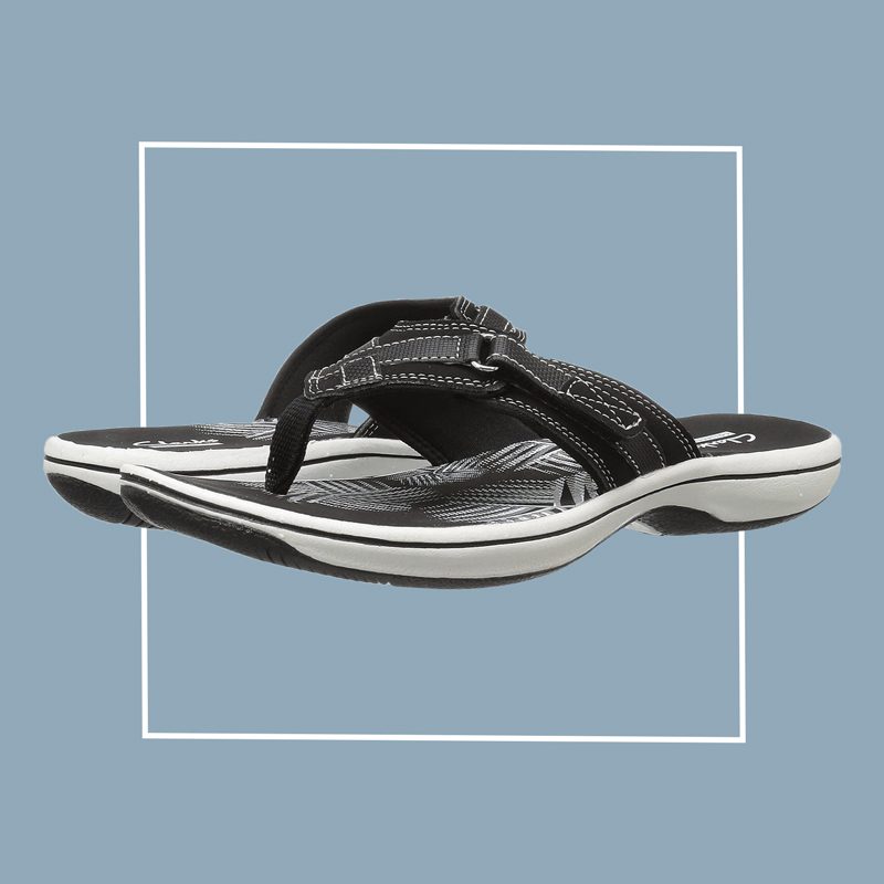 clarks breeze sea flip flops