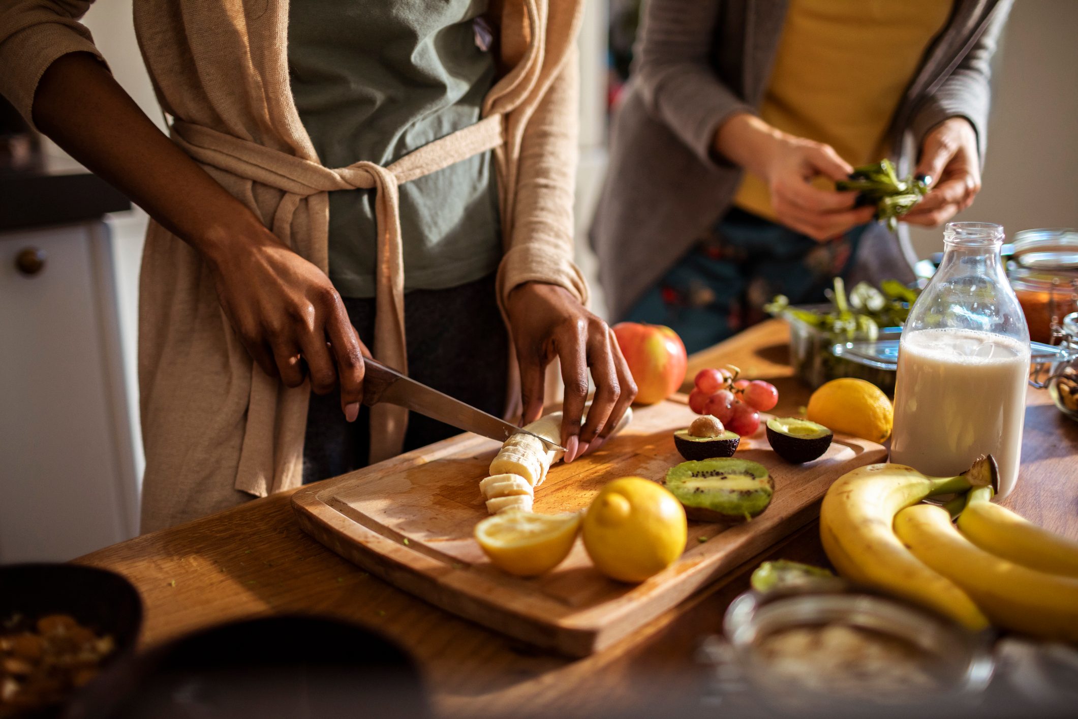 Friends making a healthy meal