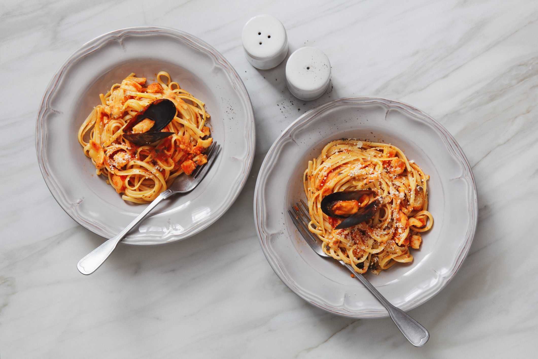 Italian Seafood Pasta with Mussels and Calamari