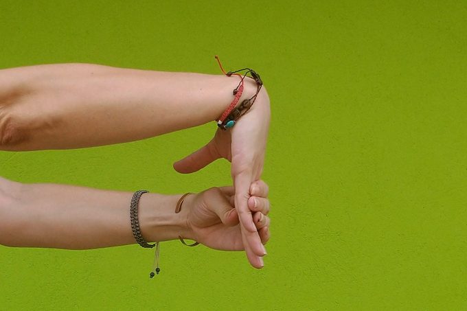 Open chain wrist flexion