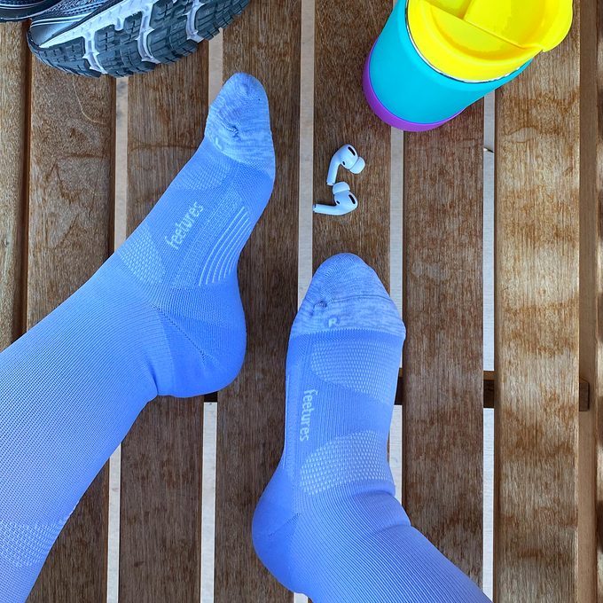 feet wearing feetures socks