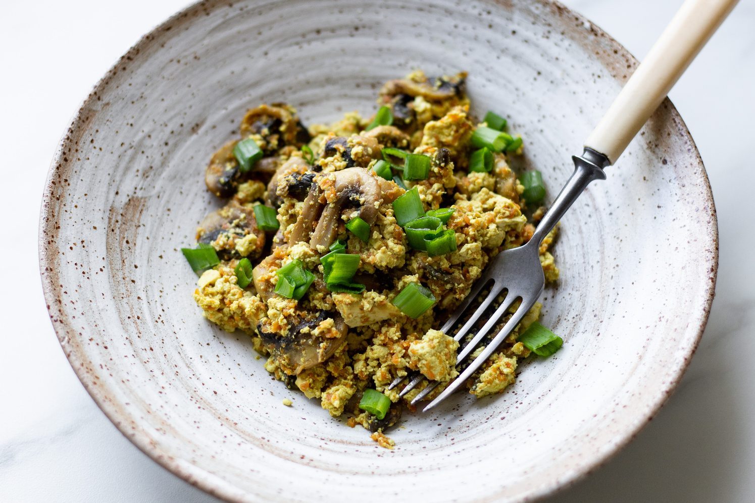 Egg Omelet with Mushrooms, tofu and green onion