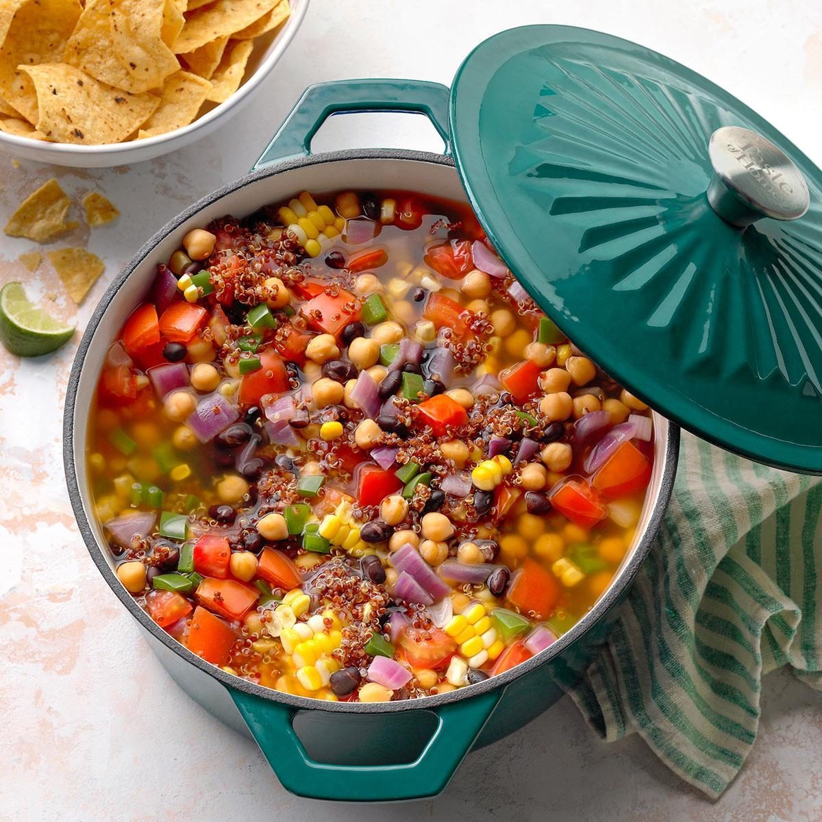 Chickpea Tortilla Soup Exps Opfrb19 216413 B07 19 3bc 22