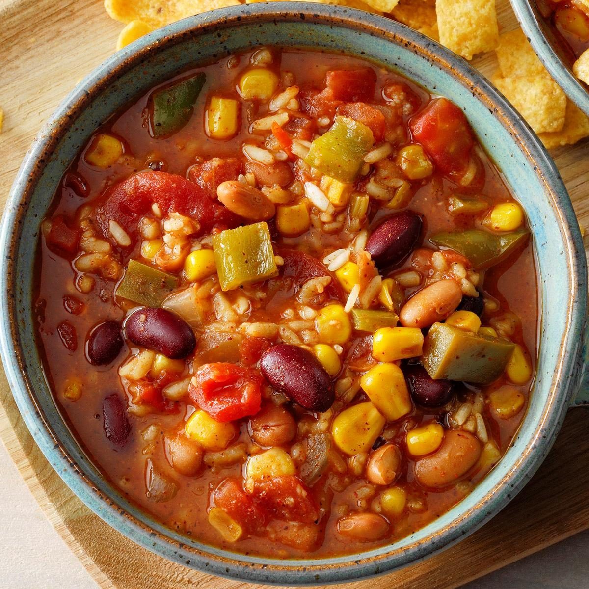 Chunky Vegetarian Chili Exps Tohcom22 927 P2 Md 10 28 4b