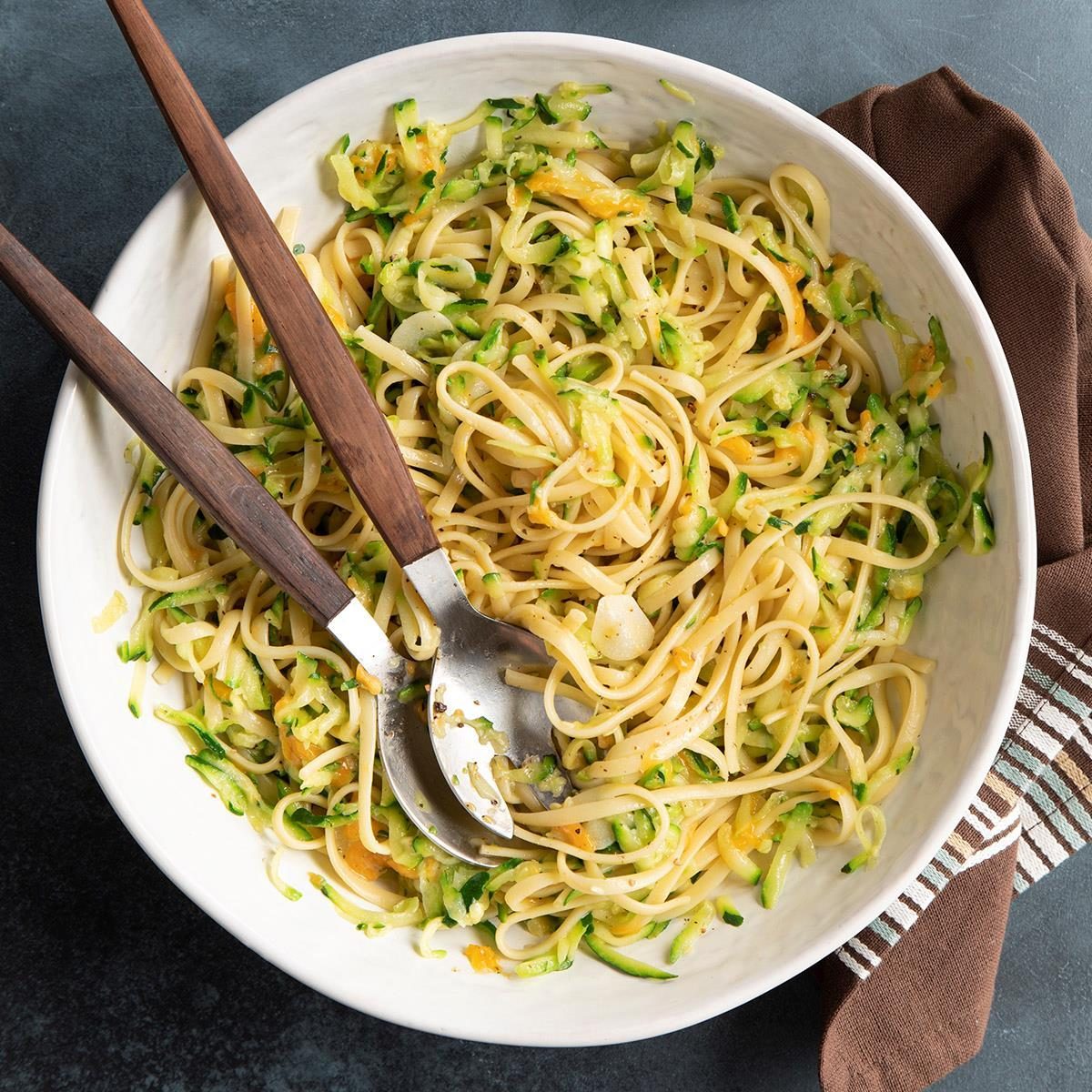 Zucchini Pasta Exps Ft22 38471 St 08 23 1 2