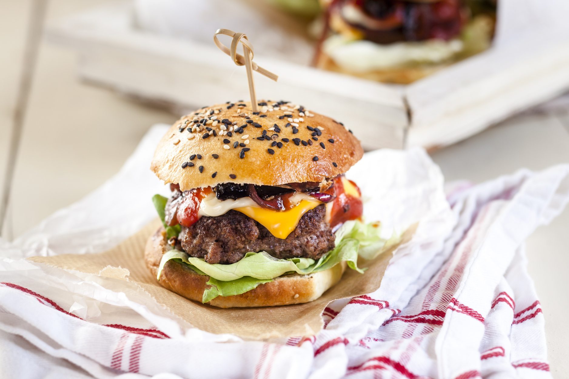 Homemade Cheeseburger