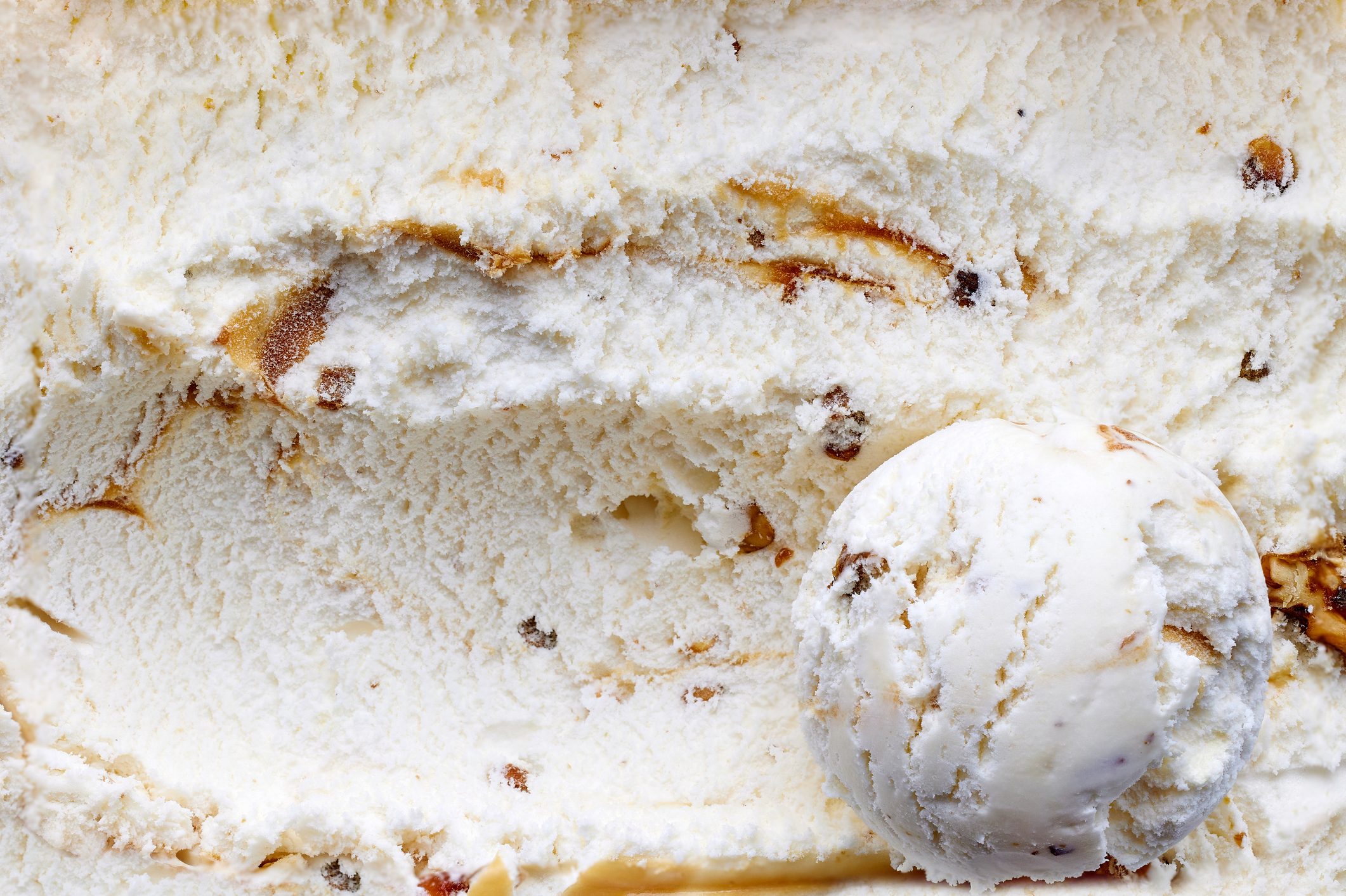 caramelized walnut and maple syrup ice cream