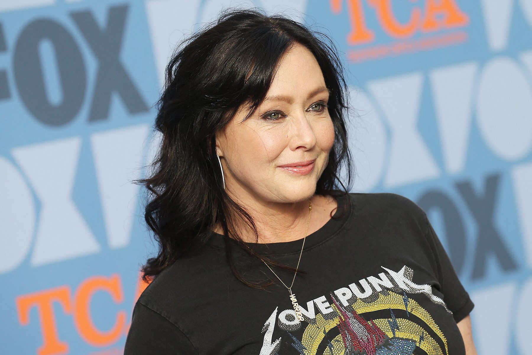 10 Moments Shannen Doherty Taught Us About Strength Gettyimages 1160291286