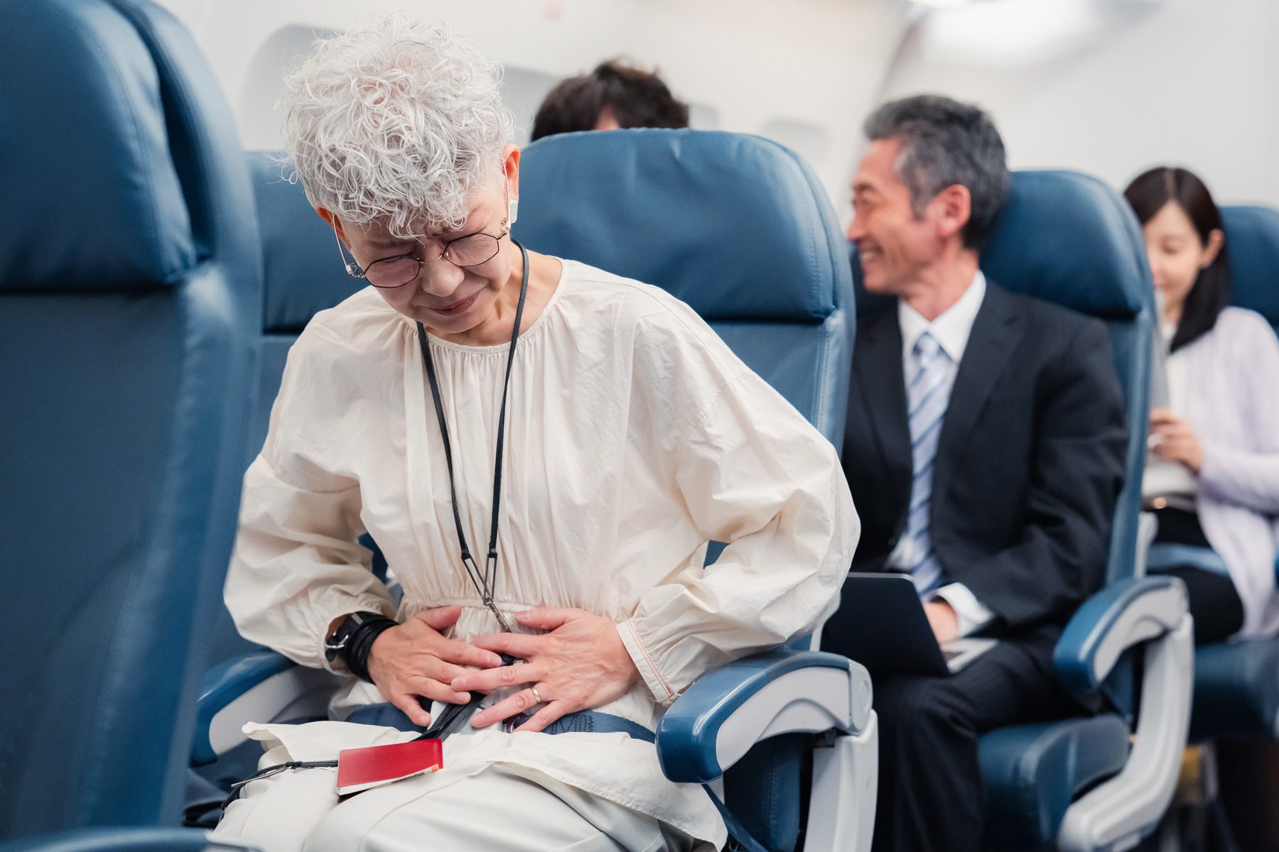 What A Long Flight Does To Your Body