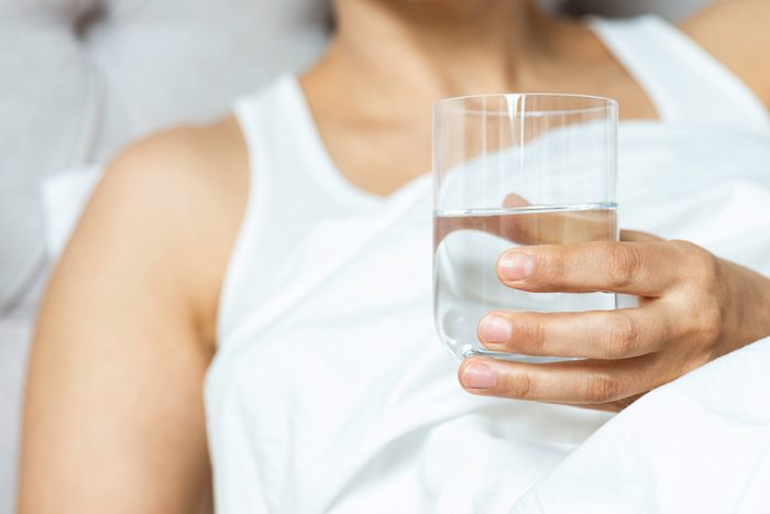 8 Things You Should Never Do While Taking Apple Cider Vinegar